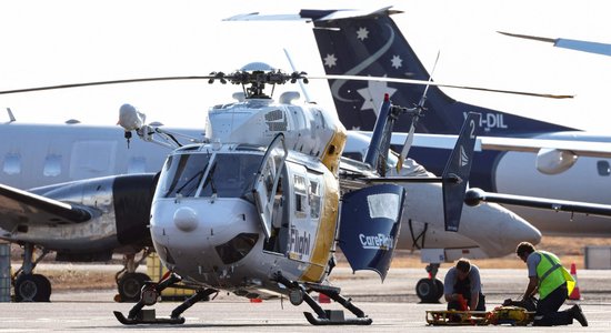 ASV armijas helikoptera avārijā Austrālijā bojā gājuši trīs cilvēki, 20 ievainoti