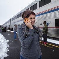 ASV gandrīz divas diennaktis sniegā iestieg vilciens ar 183 pasažieriem
