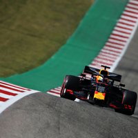 Verstapens un Hamiltons ātrākie ASV 'Grand Prix' treniņos