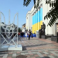 Опрос: 44% украинцев в тылу поддерживают переговоры, но абсолютное большинство не согласно с условиями Путина