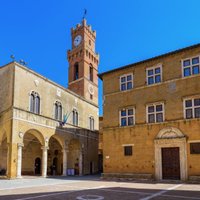 Дома в Италии за 1 евро: как мэр небольшого городка ищет желающих купить заброшенные особняки