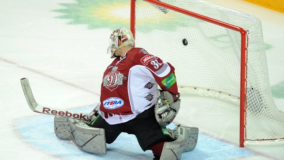 KHL spēle: Rīgas "Dinamo" - Omskas "Avangard" - 12