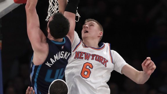 Basketbols, NBA: Kristaps Porziņģis (Knicks) pret Hornets - 4