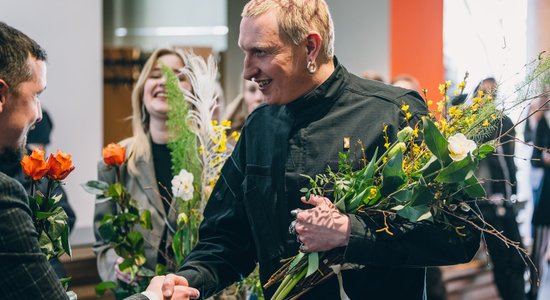 Siguldā atklāta Kristiana Brektes un Modra Svilāna jaunākā izstāde 'Troksnis'