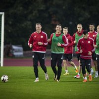 ФОТО: Сборная Латвии по футболу готовится к матчам с "карликами"