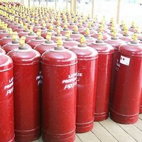 Sarkanos gāzes balonus varēs izmantot līdz 2017.gada beigām, lemj valdība