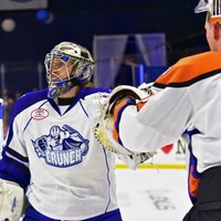 Gudļevskis atvaira deviņus metienus AHL Zvaigžņu spēlē