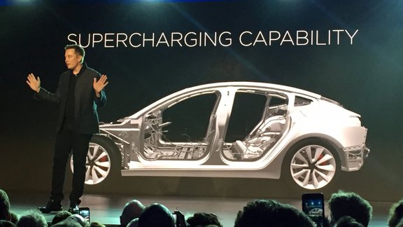 Tesla Model 3 - 1