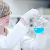 UNESCO: Latvijā viens no augstākajiem rādītājiem sieviešu zinātnieču īpatsvarā