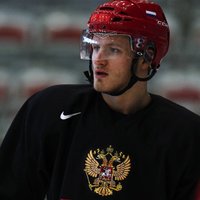 'Jets' diskvalificētais krievu hokejists varētu 'pārbēgt' uz KHL