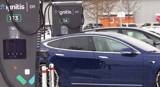 Ieguldot 300 tūkstošus eiro, pie 'Rīga Plaza' būvēs elektroauto uzlādes staciju