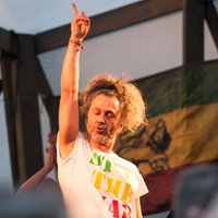 Noklausies! 'Riga Reggae' Latvijai simtgadē dāvina dziesmu 'Mostieties'