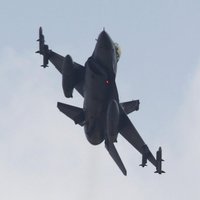Saūda Arābija nosūtījusi uz Turciju savas militārās lidmašīnas cīņai pret 'Daesh'