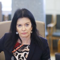 Petraviča Sociālās integrācijas valsts aģentūru vēlas nodot RSU pārziņā
