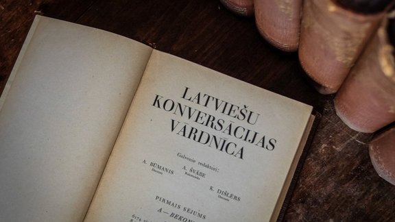 Latviešu konversācijas vārdnīca - 3