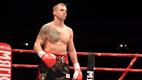 Bokss, Mairis Briedis - Olanrevaju Durodols - 10