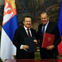 Serbija sarunās ar Kosovu vēlas lielāku Krievijas iesaisti