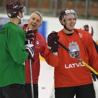 Foto: Latvijas hokeja izlases treniņš pirms došanās uz Daugavpili