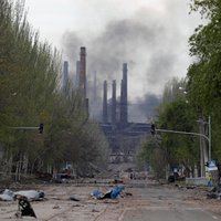Российские войска возобновили удары по заводу "Азовсталь" в Мариуполе