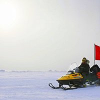 Kanāda vēlas paplašināt savas jūras robežas, iekļaujot Ziemeļpolu