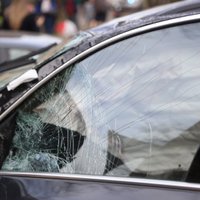 Aizvadītajā diennaktī ceļu satiksmes negadījumos Latvijā cietuši 17 cilvēki
