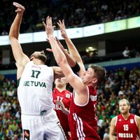 Lietuvas basketbolisti sagrauj Krieviju un izcīna septīto uzvaru pēc kārtas