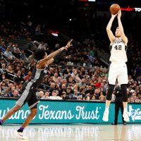 'Spurs' un Bertāns iekļūst NBA izslēgšanas turnīrā