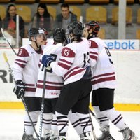 Latvijas U-20 hokeja izlase PČ mājvietā Ufā saskārusies ar sadzīves problēmām