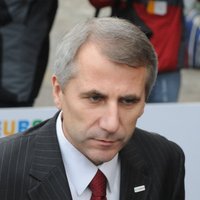 Посол ЕС отверг отмену санкций против России при вводе миротворцев в Донбасс