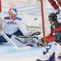 Kanādas un Čehijas hokeja izlases ar uzvarām sāk Eirotūres posmu