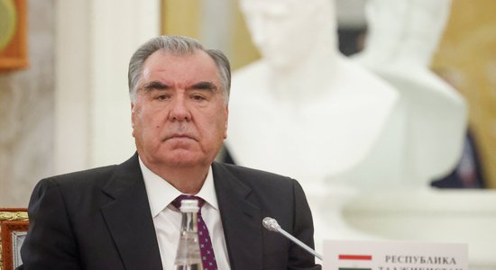 Tadžiku līderis aicina tautu sagādāt pārtikas rezerves diviem gadiem