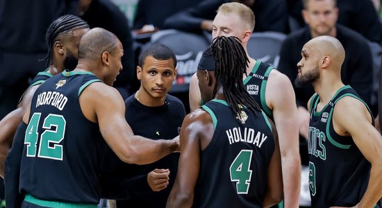 Porziņģa pārstāvētā "Celtics" NBA sezonu sāks ar spēli savā laukumā pret "Knicks"