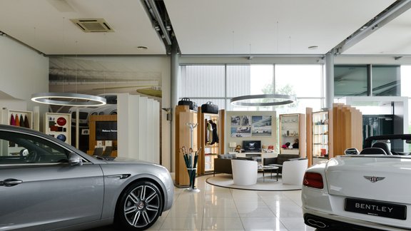 'Bentley Rīga' autosalons