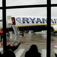 'Ryanair' piektdien atcēlis reisus no Rīgas uz Briseli, Berlīni un Brēmeni