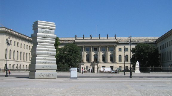 <a href="http://commons.wikimedia.org/wiki/Humboldt-Universit%C3%A4t_Berlin#mediaviewer/File:Humboldt_University_And_Bebelplatz.jpg"Wikimedia Commons user Humboldt University And Bebelplatz</a>