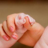 Ja bērns piedzimst priekšlaicīgi: kā veidojas valsts pabalstu apmērs