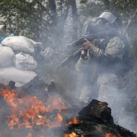 Doņeckā izceļas kauja starp brīvprātīgo bataljona zemessargiem un prokrieviskajiem kaujiniekiem