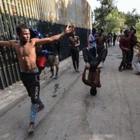 Seutā ielauzušos migrantus nosūta atpakaļ uz Maroku