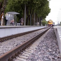 Эпидемиологи разыскивают пассажиров рижского поезда, в котором ехали люди с Covid-19