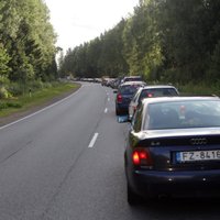 Baltezerā jārēķinās ar palēninātu satiksmi, remontdarbu dēļ daudzviet satiksmes ierobežojumi