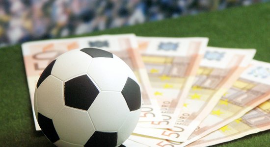 В деле о манипуляции с футбольными матчами фигурируют 300 000 евро
