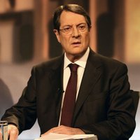 Kipras prezidents: atteikšanās pildīt ES prasības Kiprai draudēja ar tūlītēju banku bankrotu