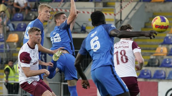 Futbols, UEFA Konferences līga: RFS - Linfield - 7