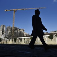 Francijā streiku dēļ valda drūma priekšsvētku gaisotne