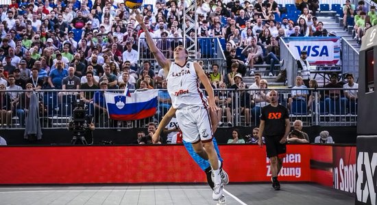 Latvijas 3x3 basketbolisti sasniedz Pasaules kausa 'play-off'