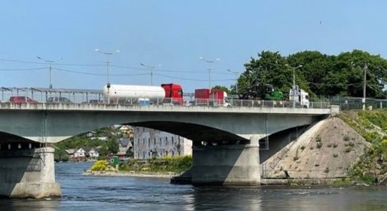 Россия уведомила Эстонию о закрытии КПП в Ивангороде на ремонт с 1 февраля