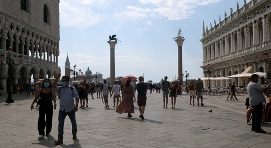 Pandēmijas ēnā sākas Venēcijas filmu festivāls