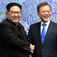 Историческая встреча: лидер КНДР впервые за 65 лет прибыл в Южную Корею