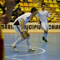 Latvijas telpu futbolisti zaudē arī noslēdzošajā EČ kvalifikācijas pamatturnīra spēlē