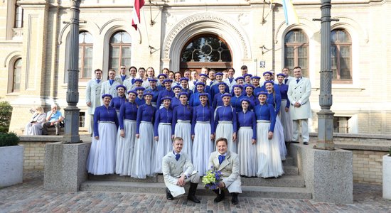 Koru karos noskaidroti labākie amatierkori Latvijā; jaukto koru grupā triumfē 'Kamēr...'